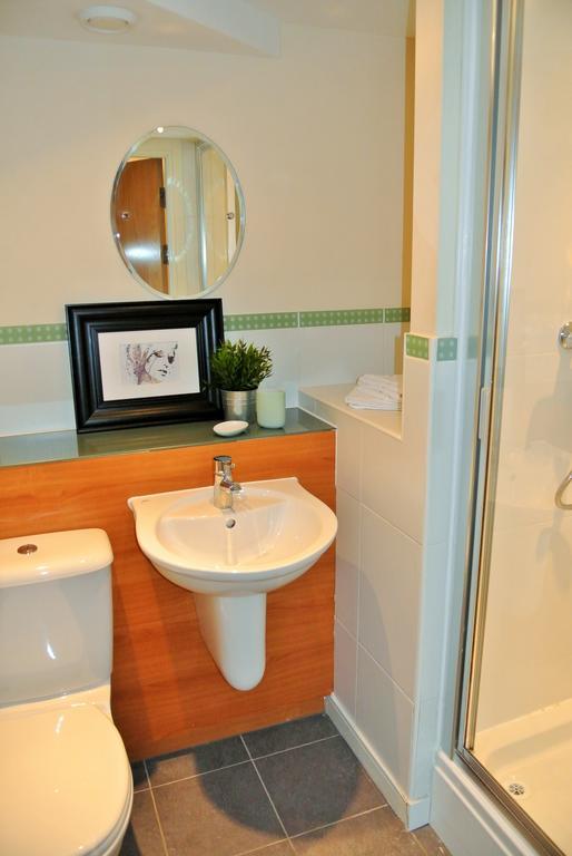 Oyo Approved Serviced Apartments Steam Mill Chester Buitenkant foto