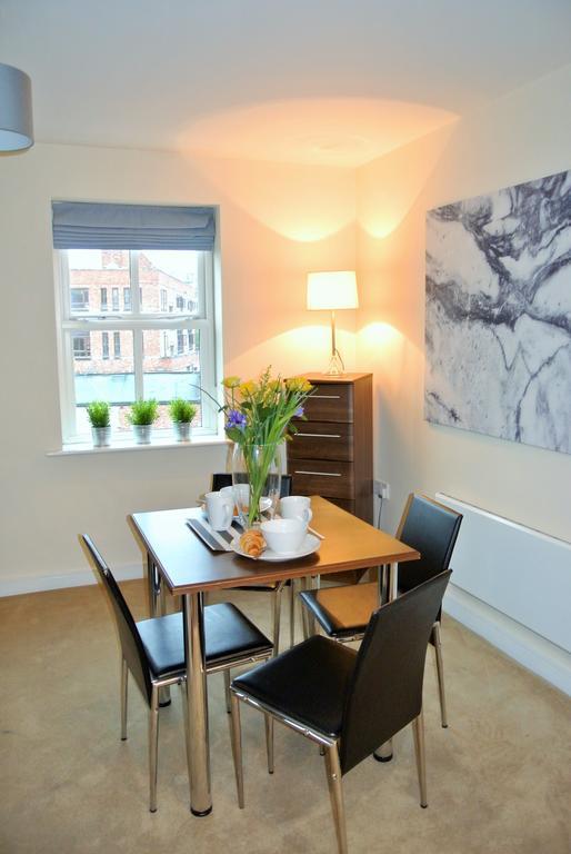 Oyo Approved Serviced Apartments Steam Mill Chester Buitenkant foto
