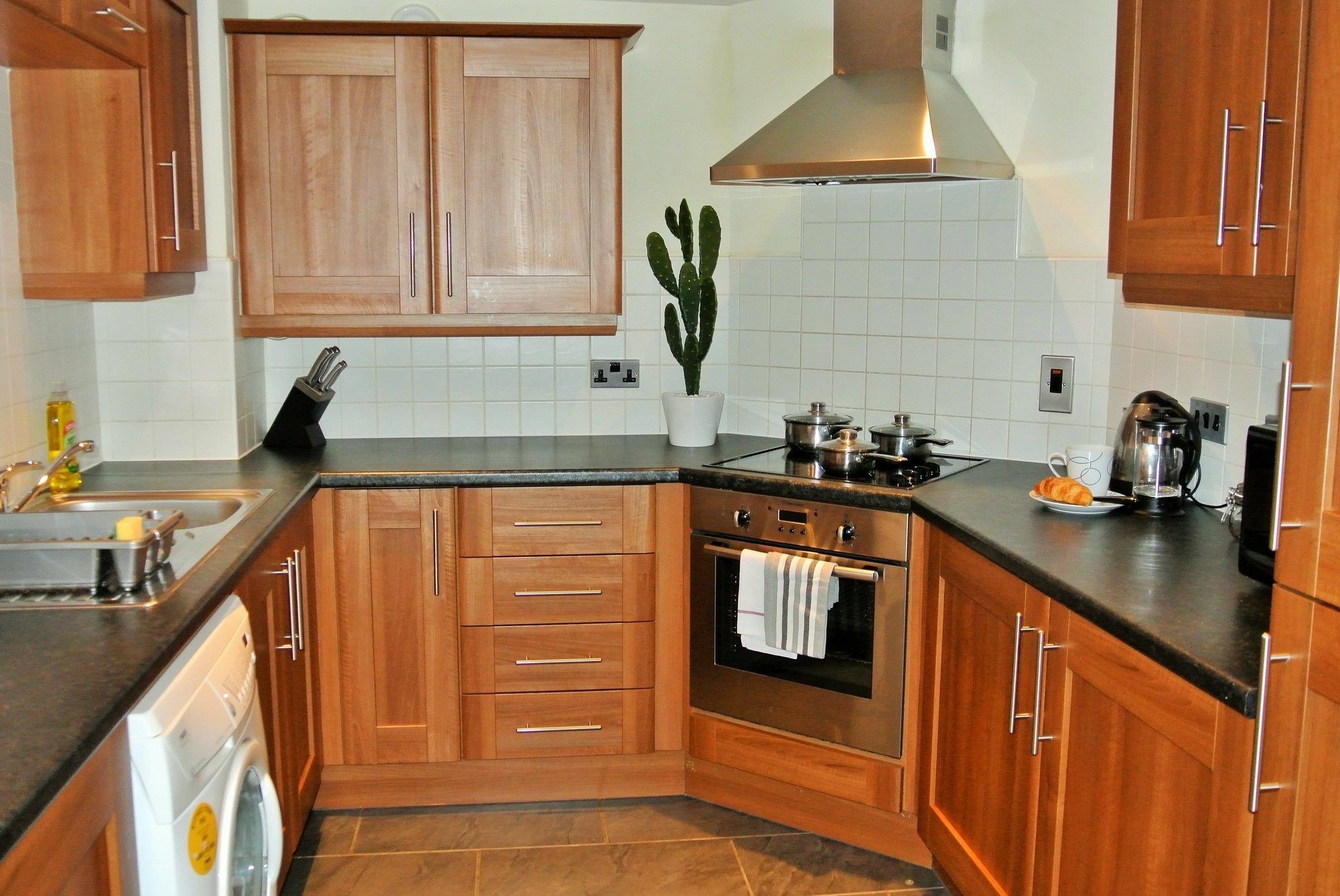 Oyo Approved Serviced Apartments Steam Mill Chester Buitenkant foto
